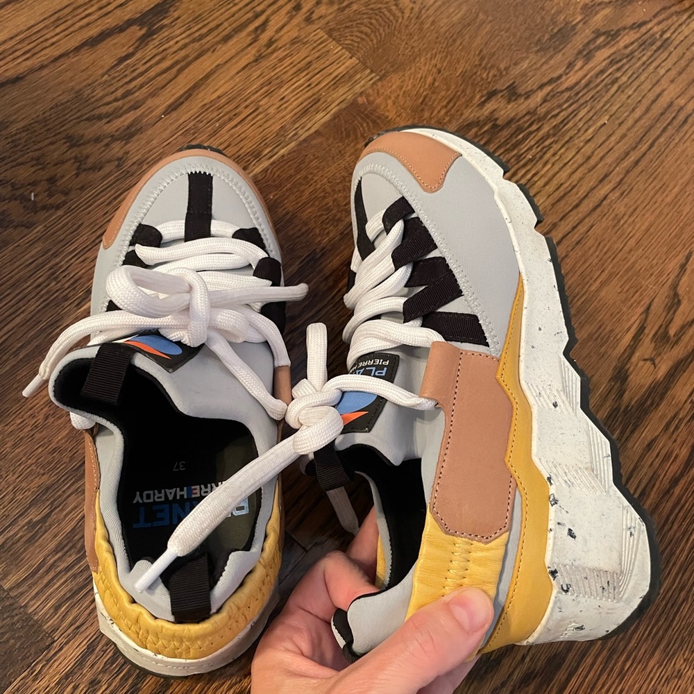 Pierre Hardy women’s ‘trek comet’ sneakers size 37